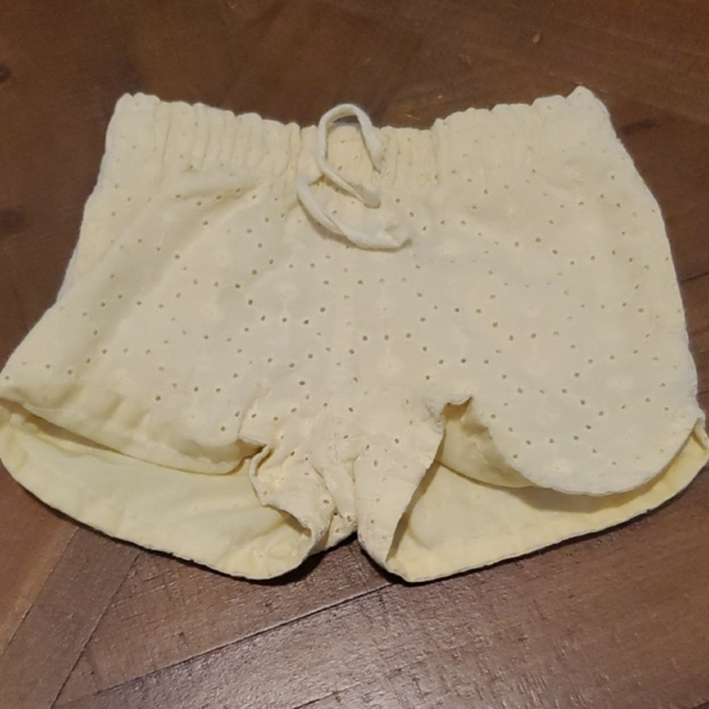 🐻 Cat & Jack Kids Yellow Eyelet Shorts - Picture 1 of 3